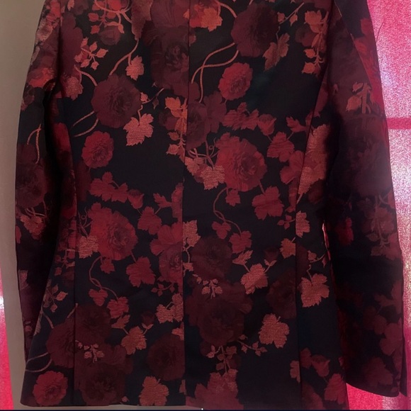 Medium shiny blue and black suit red and black suit - Picture 7 of 9